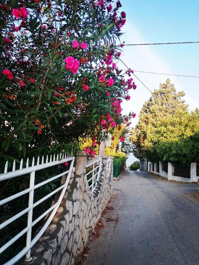Apartmani Ljubica Utjeha Luaran gambar