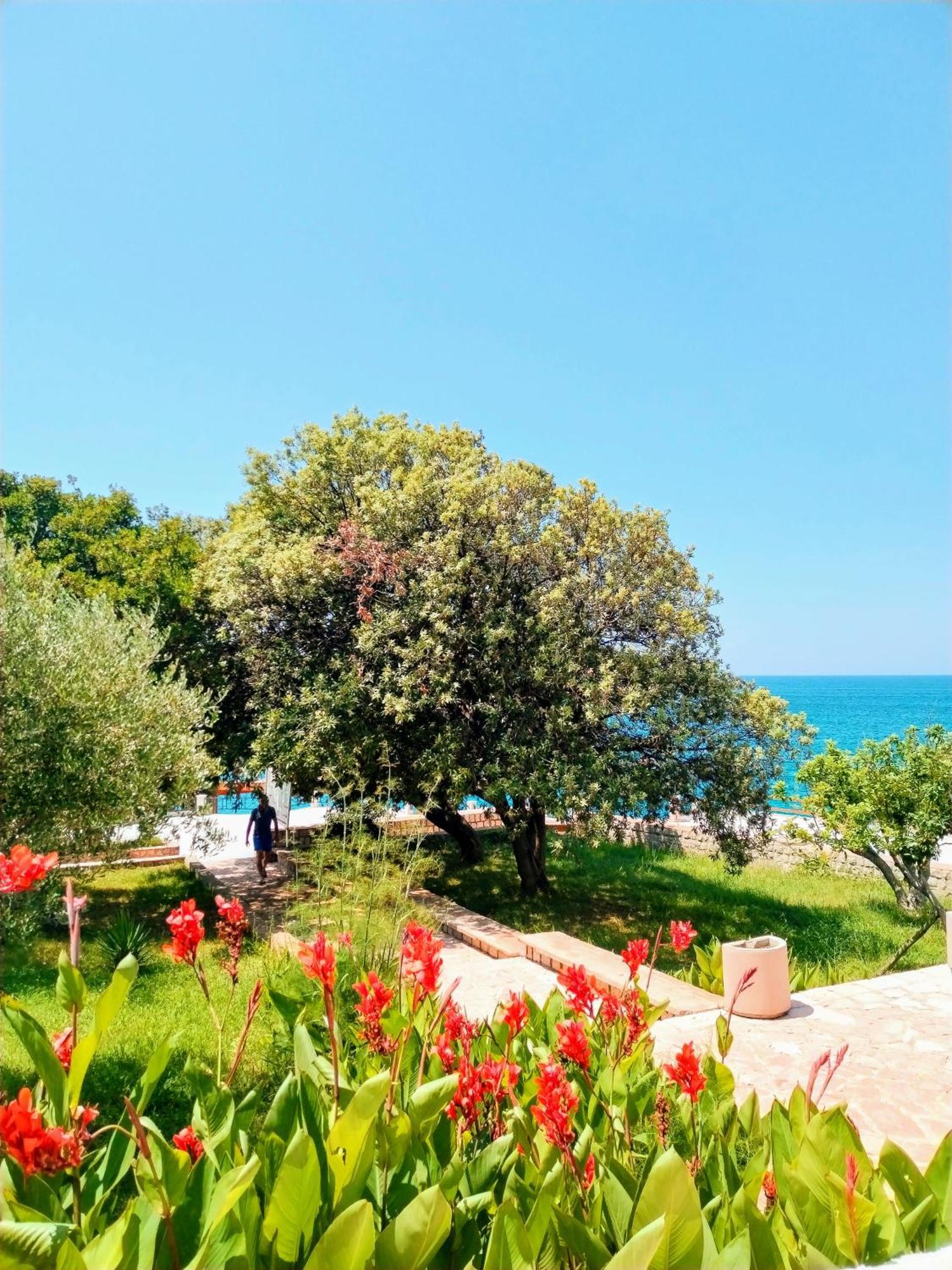 Apartmani Ljubica Utjeha Luaran gambar